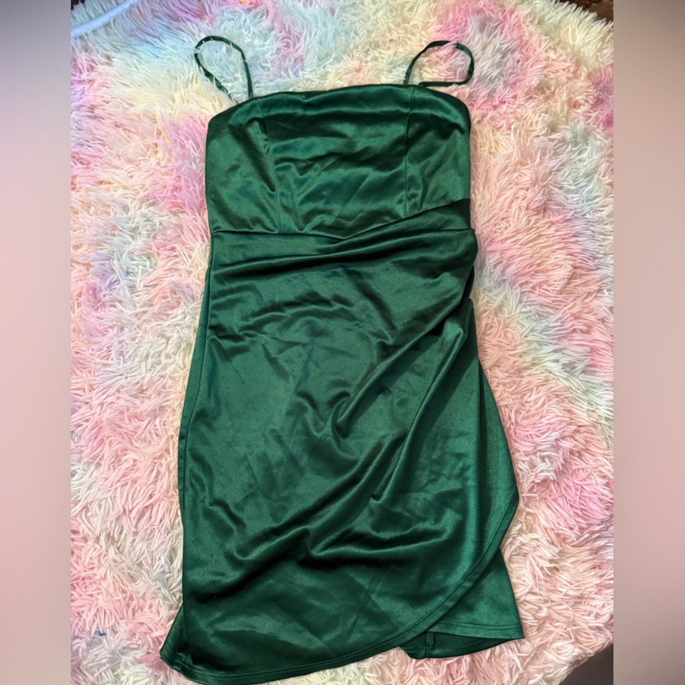 Emerald Sundae Shimmering Green Attire